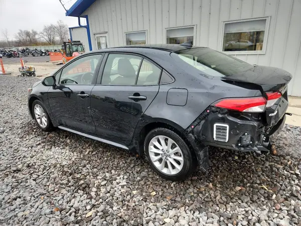 JTDVPMAE5MJ130679 2021 TOYOTA COROLLA - Image 2