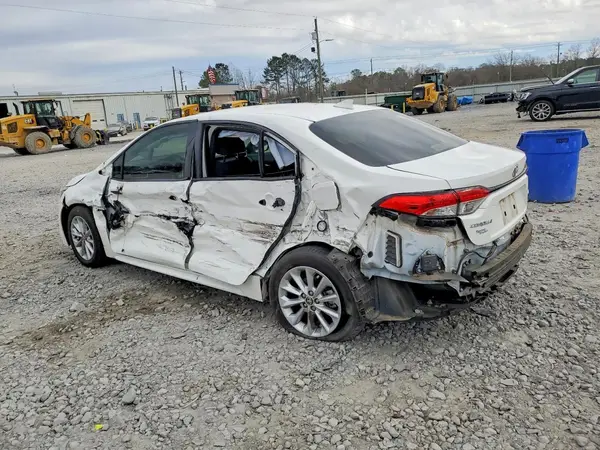 JTDVPMAE5MJ157297 2021 TOYOTA COROLLA - Image 2
