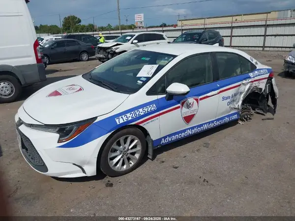 JTDVPMAE5MJ174746 2021 TOYOTA COROLLA - Image 2