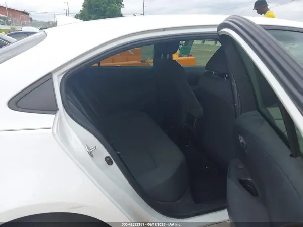 JTDVPMAE5NJ202319 2022 TOYOTA COROLLA - Image 8