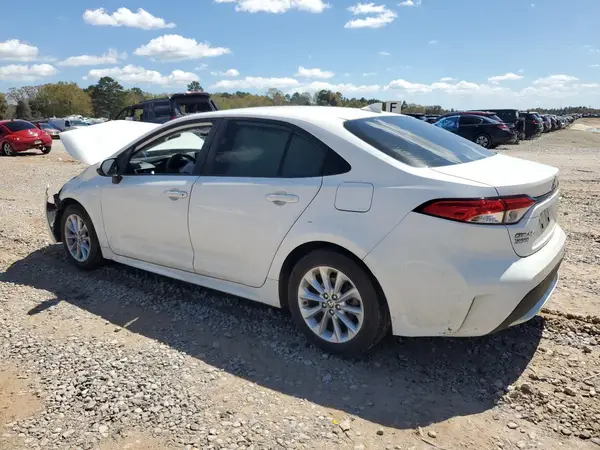 JTDVPMAE7MJ162310 2021 TOYOTA COROLLA - Image 2