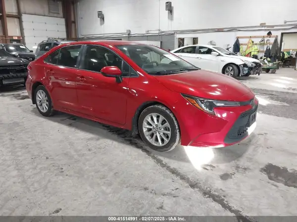 JTDVPMAE7MJ177275 2021 TOYOTA COROLLA - Image 1