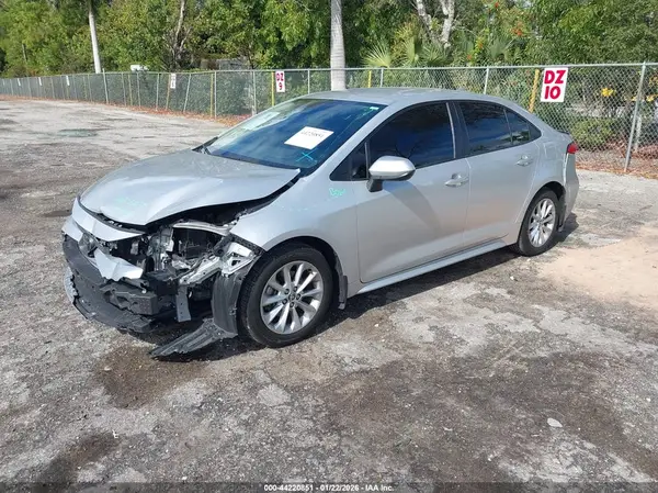 JTDVPMAE8N3007397 2022 TOYOTA COROLLA - Image 2