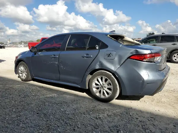 JTDVPMAE8NJ225626 2022 TOYOTA COROLLA - Image 2