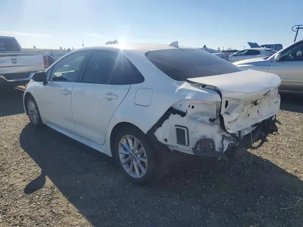JTDVPMAE9MJ131656 2021 TOYOTA COROLLA - Image 2