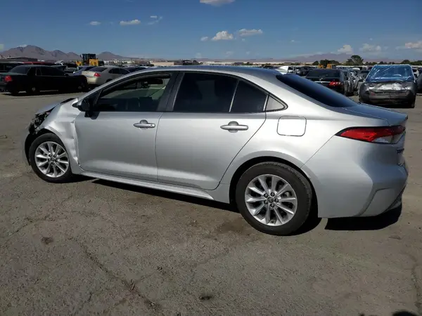 JTDVPMAE9MJ165757 2021 TOYOTA COROLLA - Image 2