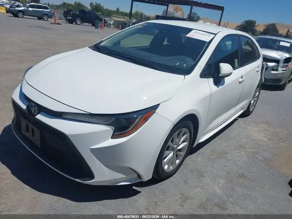 JTDVPMAE9N3031434 2022 TOYOTA COROLLA - Image 2