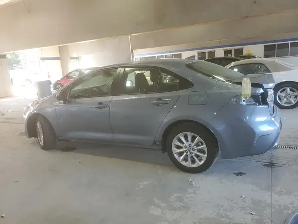 JTDVPMAE9NJ230933 2022 TOYOTA COROLLA - Image 2
