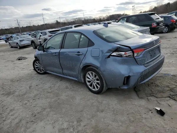 JTDVPMAEXMJ142424 2021 TOYOTA COROLLA - Image 2