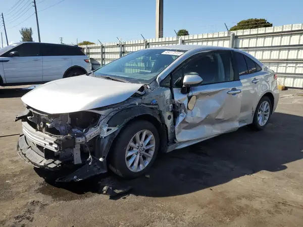 JTDVPMAEXN3017865 2022 TOYOTA COROLLA - Image 1