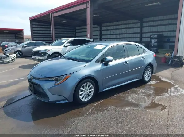 JTDVPRAE0LJ078776 2020 TOYOTA COROLLA - Image 2
