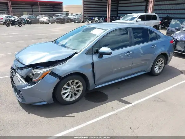 JTDVPRAE4LJ088307 2020 TOYOTA COROLLA - Image 2