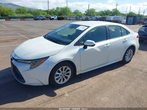 JTDVPRAE4LJ094107 2020 TOYOTA COROLLA - Image 2