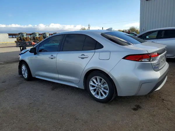 JTDVPRAE6LJ095842 2020 TOYOTA COROLLA - Image 2