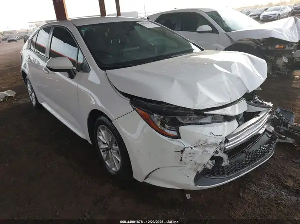 JTDVPRAE8LJ109756 2020 TOYOTA COROLLA - Image 1