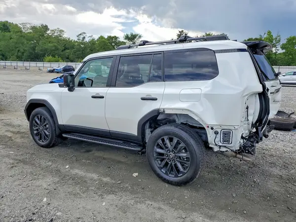 JTEABFAJ0S5015320 2025 TOYOTA LAND CRUISER - Image 2