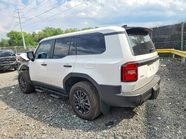 JTEABFAJ1SK033892 2025 TOYOTA LAND CRUISER - Image 2