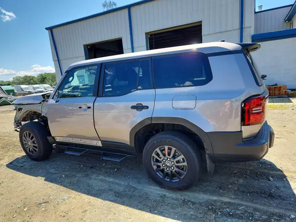 JTEABFAJ2RK015234 2024 TOYOTA LAND CRUISER - Image 2