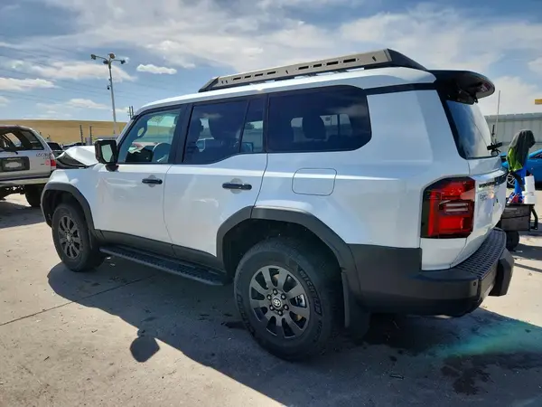 JTEABFAJ2SK024165 2025 TOYOTA LAND CRUISER - Image 2