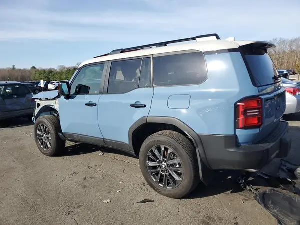 JTEABFAJ2SK029978 2025 TOYOTA LAND CRUISER - Image 2