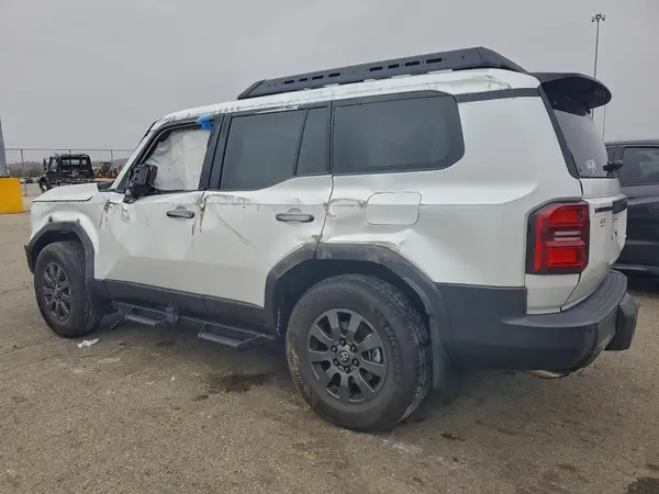 JTEABFAJ2SK040852 2025 TOYOTA LAND CRUISER - Image 2