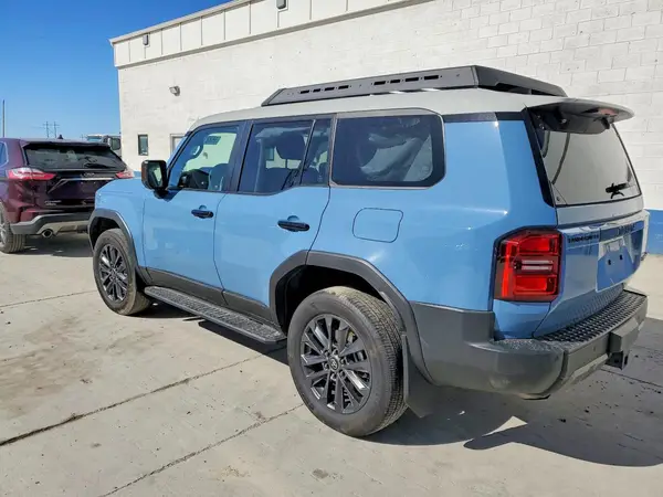 JTEABFAJ2SK042746 2025 TOYOTA LAND CRUISER - Image 2