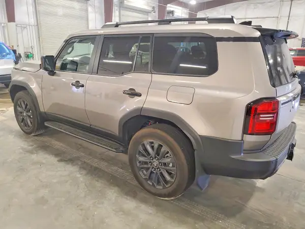 JTEABFAJ2T5021833 2026 TOYOTA LAND CRUISER - Image 2