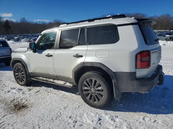 JTEABFAJ2TK050850 2026 TOYOTA LAND CRUISER - Image 2