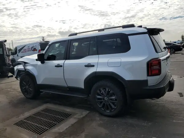 JTEABFAJ3RK004517 2024 TOYOTA LAND CRUISER - Image 2