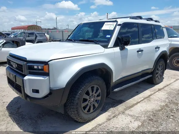 JTEABFAJ3S5018745 2025 TOYOTA LAND CRUISER - Image 2