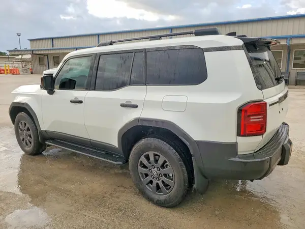 JTEABFAJ4S5015305 2025 TOYOTA LAND CRUISER - Image 2