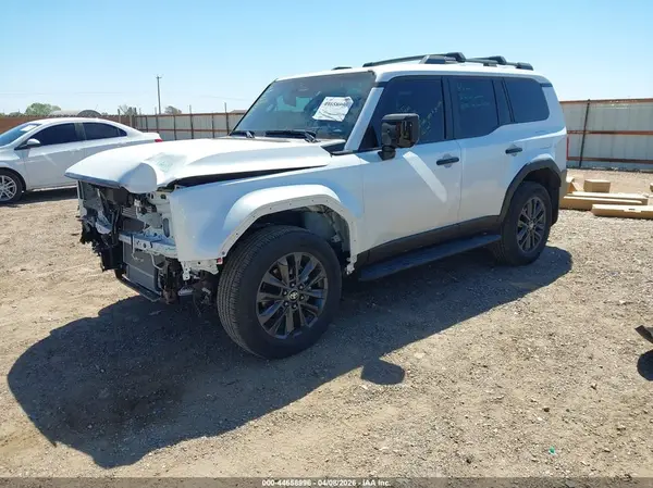 JTEABFAJ5RK009881 2024 TOYOTA LAND CRUISER - Image 2