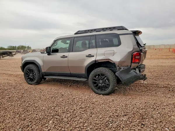 JTEABFAJ7S5021194 2025 TOYOTA LAND CRUISER - Image 2
