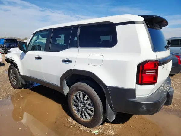 JTEABFAJ7SK021150 2025 TOYOTA LAND CRUISER - Image 2
