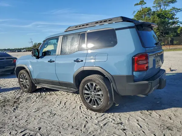 JTEABFAJ7SK037929 2025 TOYOTA LAND CRUISER - Image 2