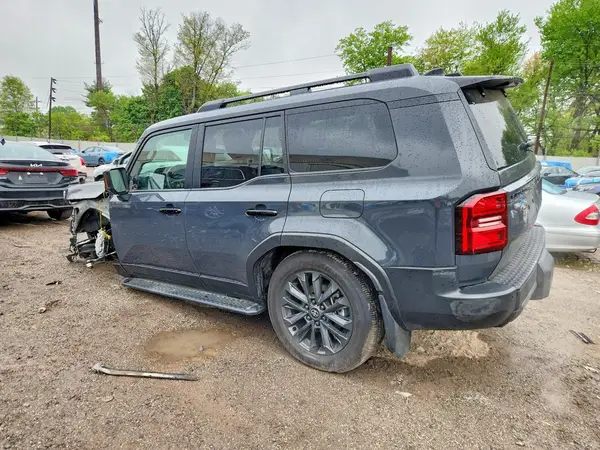 JTEABFAJ8S5011905 2025 TOYOTA LAND CRUISER - Image 2
