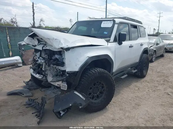 JTEABFAJ8SK035963 2025 TOYOTA LAND CRUISER - Image 2