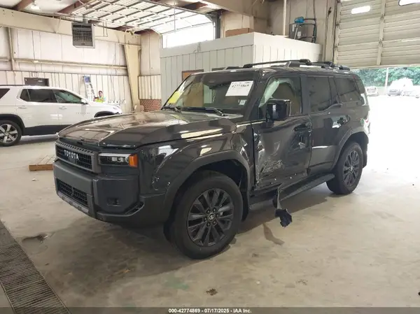 JTEABFAJ9S5012075 2025 TOYOTA LAND CRUISER - Image 2