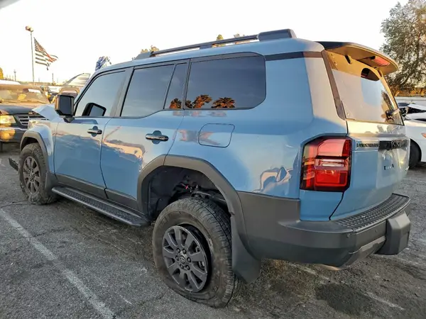 JTEABFAJ9SK048723 2025 TOYOTA LAND CRUISER - Image 2