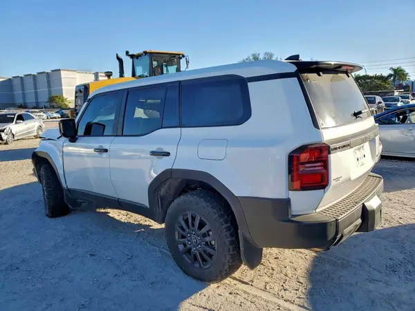 JTEABFAJXSK019084 2025 TOYOTA LAND CRUISER - Image 2