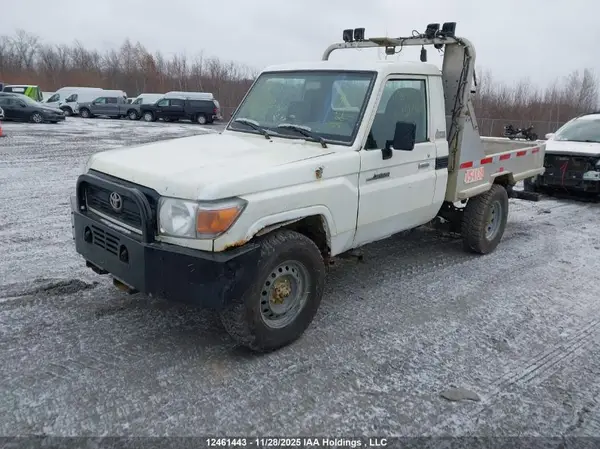 JTELB71J3OB028320 2021 TOYOTA LAND CRUISER - Image 2