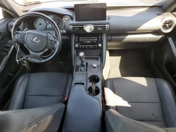 JTHA81F26M5047570 2021 LEXUS IS - Image 8