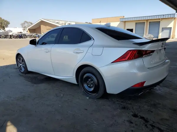 JTHAA1D20L5107896 2020 LEXUS IS - Image 2