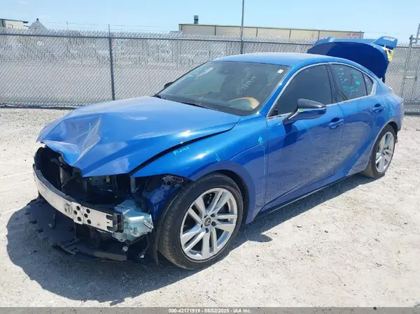JTHAA1D20M5115188 2021 LEXUS IS - Image 2