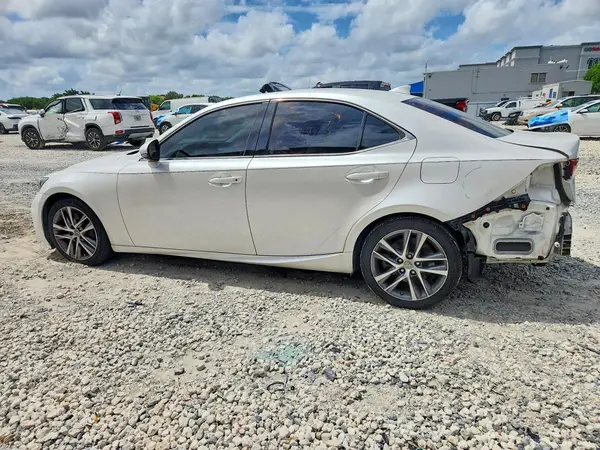 JTHAA1D21L5106594 2020 LEXUS IS - Image 2