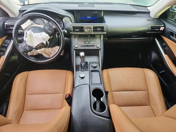 JTHAA1D21L5108541 2020 LEXUS IS - Image 8