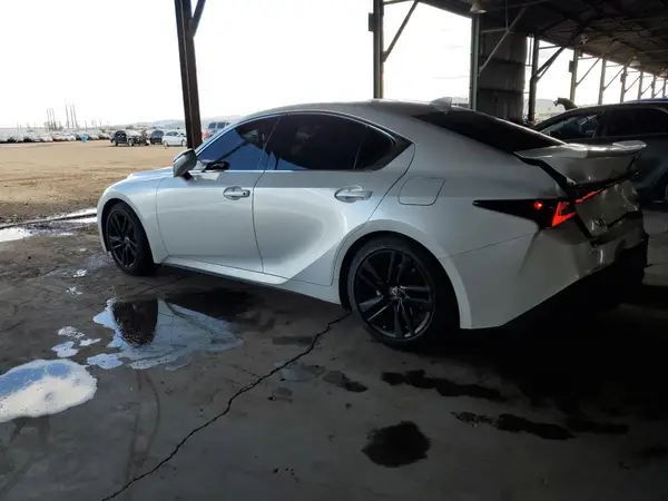 JTHAA1D21M5110159 2021 LEXUS IS - Image 2