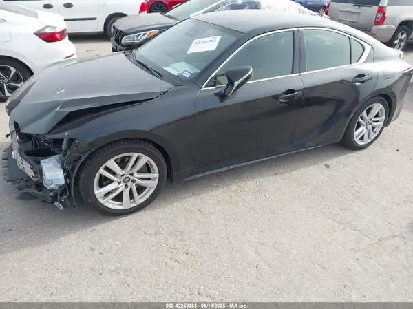 JTHAA1D21M5110467 2021 LEXUS IS - Image 2