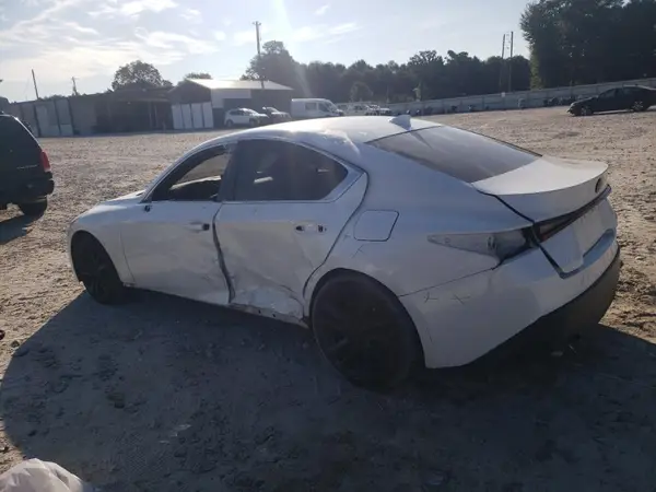 JTHAA1D21M5111098 2021 LEXUS IS - Image 2