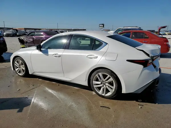 JTHAA1D21M5113739 2021 LEXUS IS - Image 2